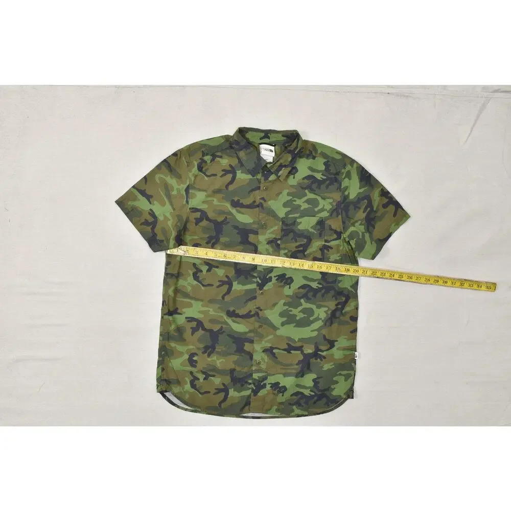 The North Face Men's Large L Camo Print Short Sleeve Button Down Shirt 100% Cott